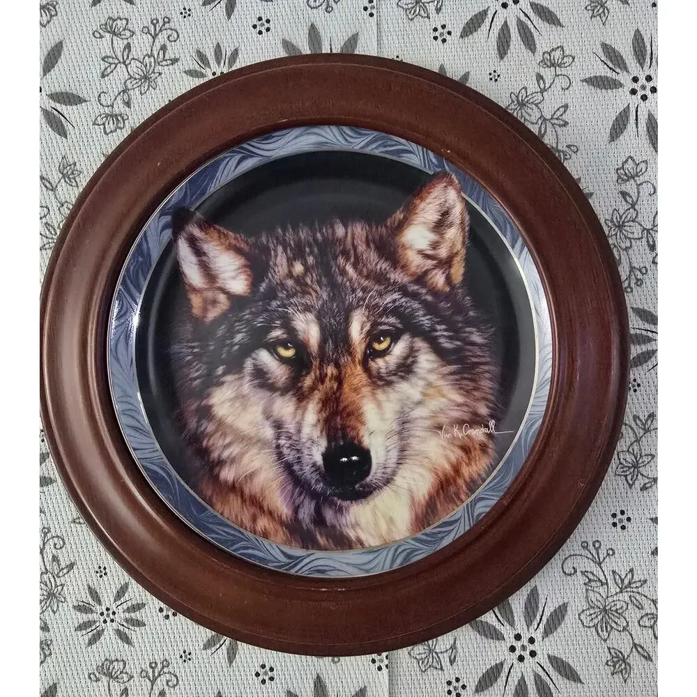 Vintage 1995 Bradford Exchange Mystic Spirit “Silent Encounter”Wolf Plate Framed